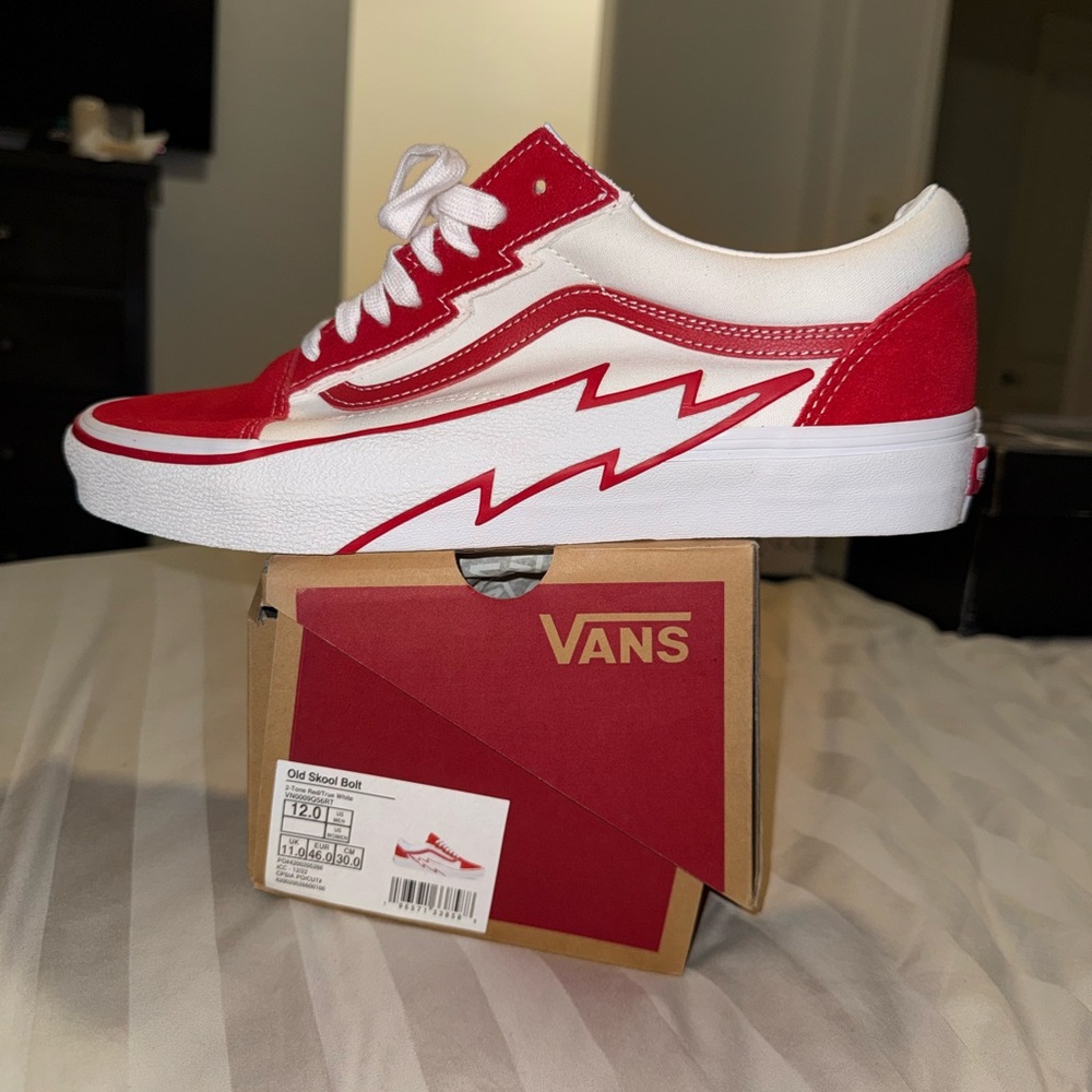 Vans revenge Red and White Lightning Sneakers